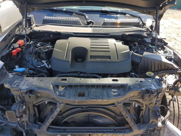 2023 LAND ROVER DEFENDER