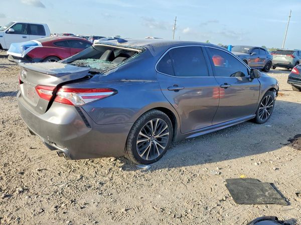 2020 TOYOTA CAMRY