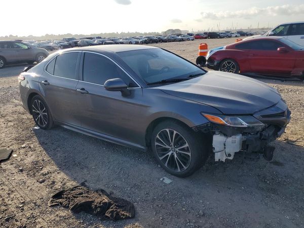 2020 TOYOTA CAMRY