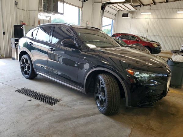 2024 ALFA ROMEO STELVIO TI AWD