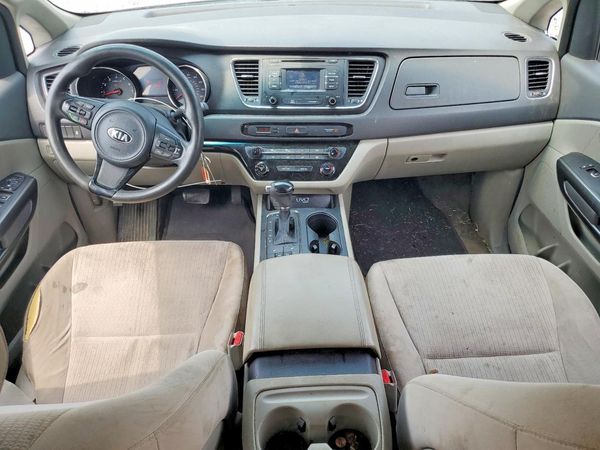 2016 KIA SEDONA