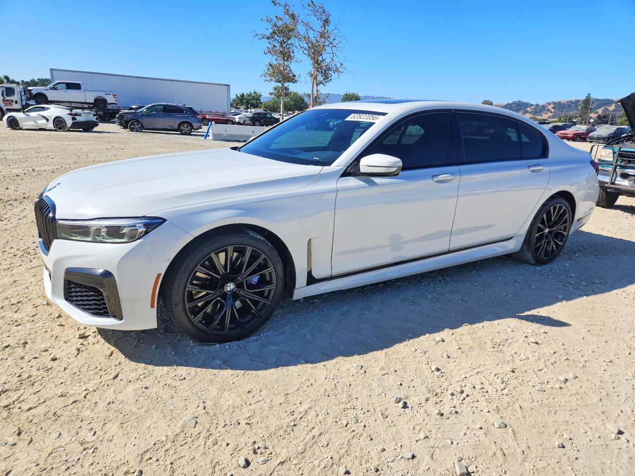 2022 BMW 740