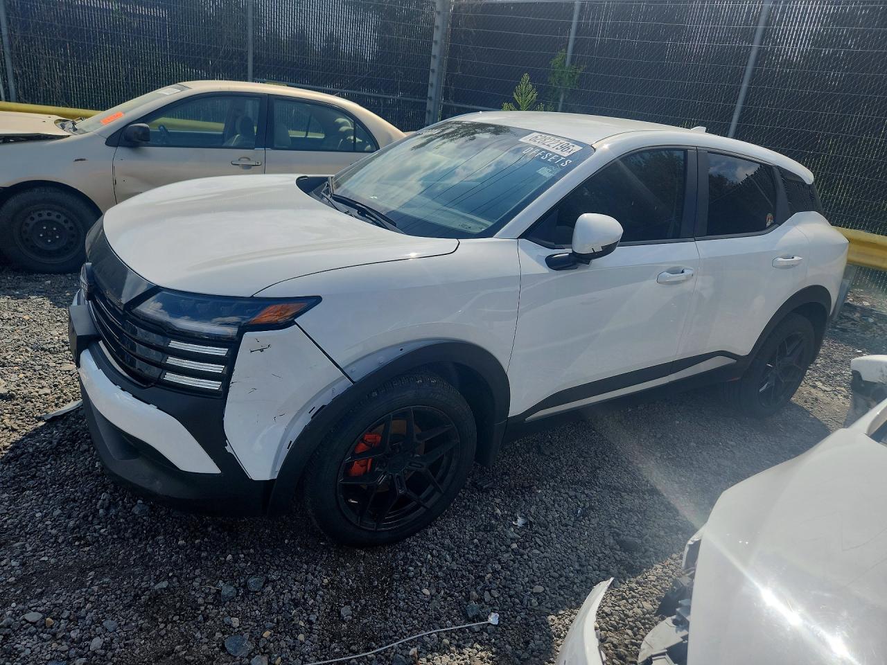 2025 NISSAN KICKS SV