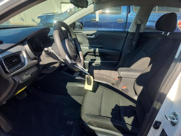 2022 KIA RIO