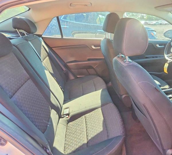 2022 KIA RIO