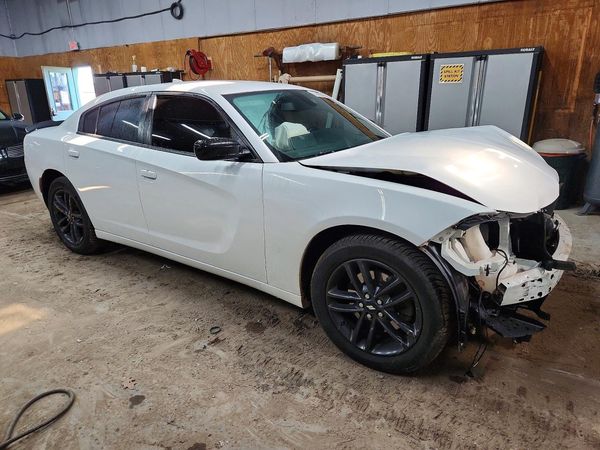 2019 DODGE CHARGER SXT