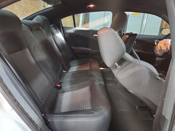 2019 DODGE CHARGER SXT