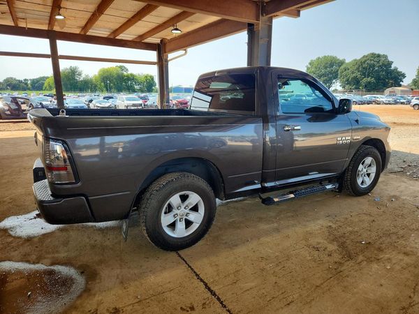 2017 RAM 1500 ST REG CAB 4X2