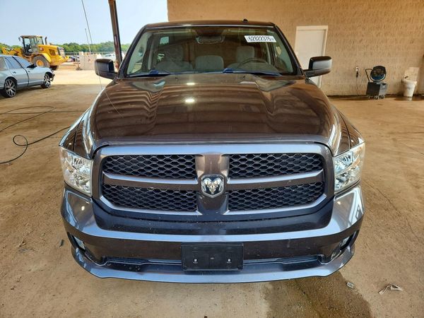 2017 RAM 1500 ST REG CAB 4X2