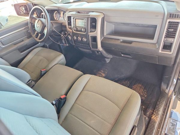 2017 RAM 1500 ST REG CAB 4X2