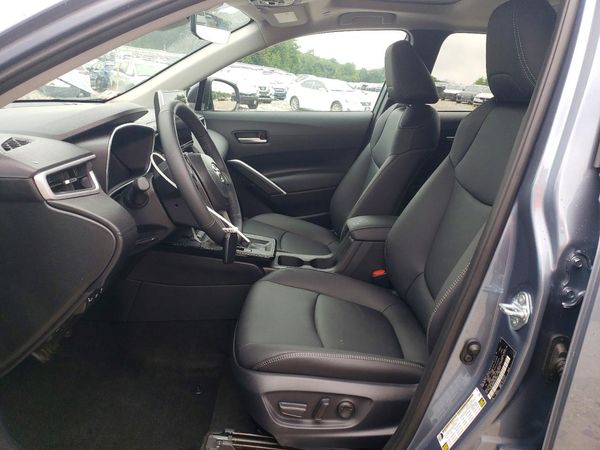 2026 TOYOTA COROLLA CROSS XLE — DENT