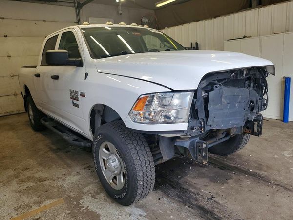 2018 RAM 2500 ST CREW CAB 4X4