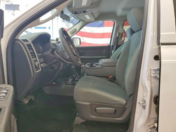 2018 RAM 2500 ST CREW CAB 4X4