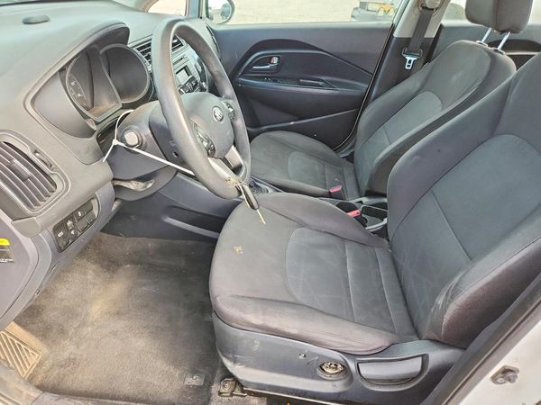 2016 KIA RIO LX A/T
