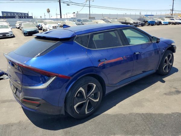 2022 KIA EV6