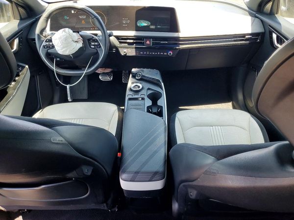 2022 KIA EV6