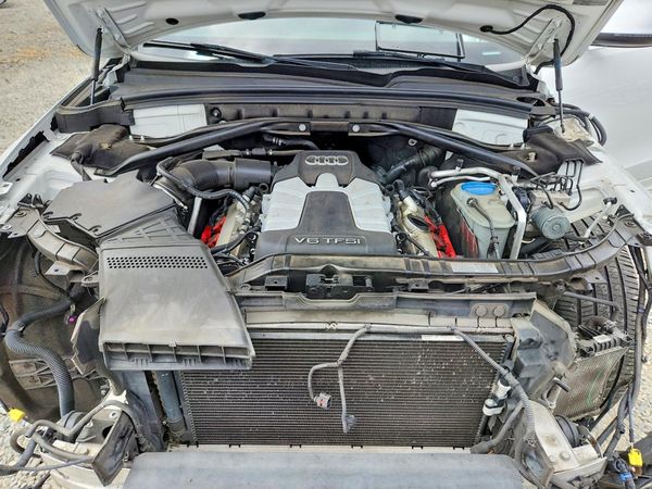 2014 AUDI SQ5 Prestige