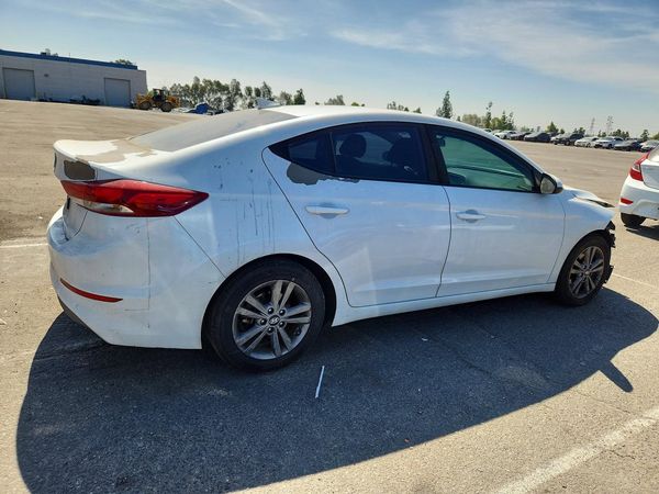 2018 HYUNDAI ELANTRA