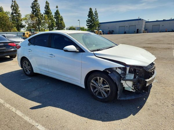 2018 HYUNDAI ELANTRA