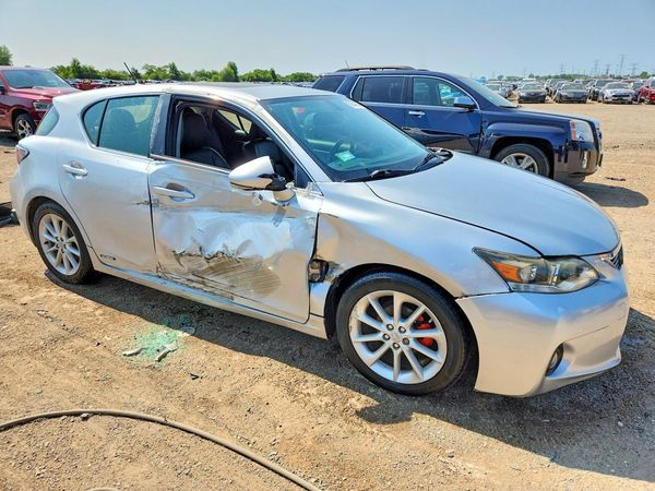 2013 LEXUS CT