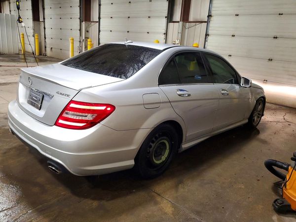 2013 MERCEDES-BENZ C C300
