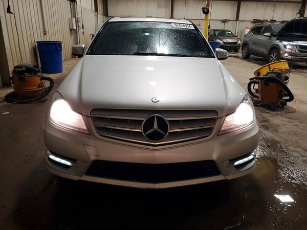2013 MERCEDES-BENZ C C300