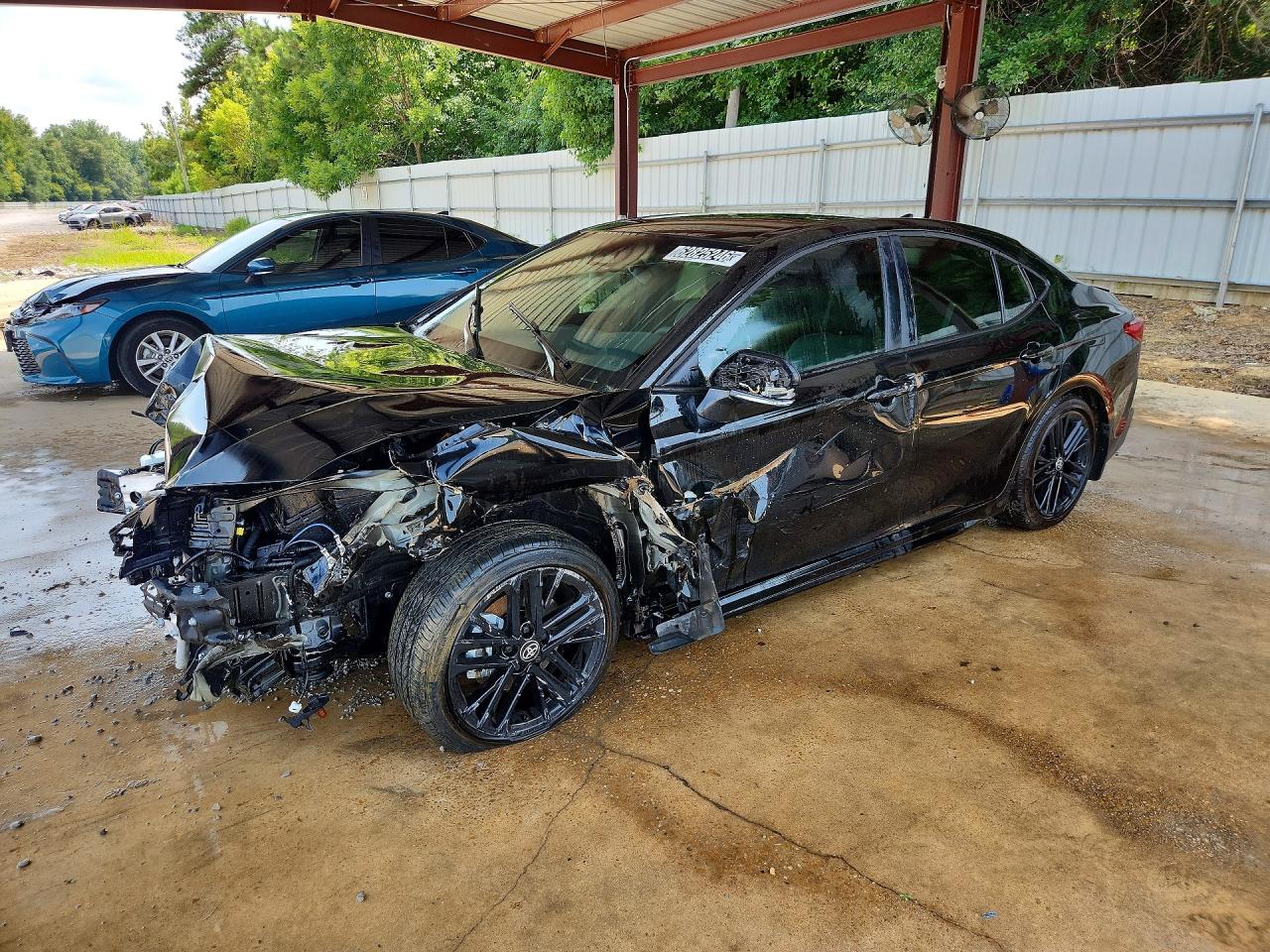 2026 TOYOTA CAMRY — Front 3/4