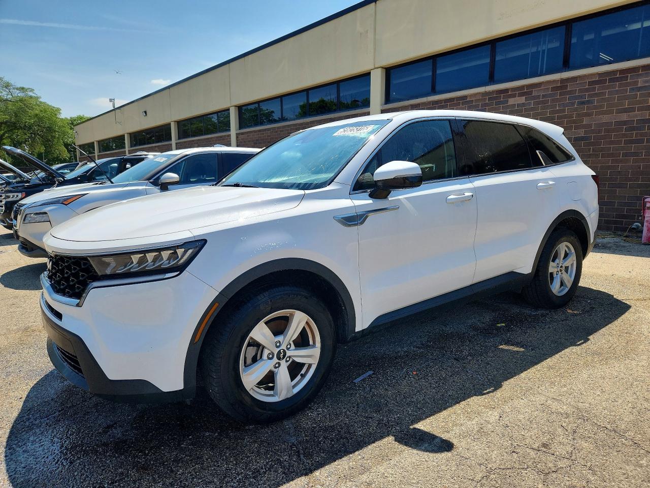 2022 KIA SORENTO LX
