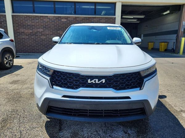 2022 KIA SORENTO LX