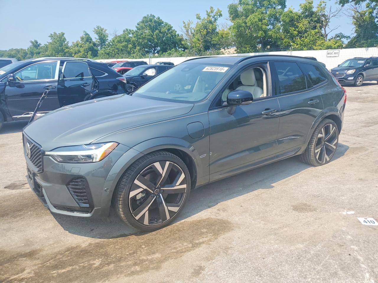 2026 VOLVO XC60