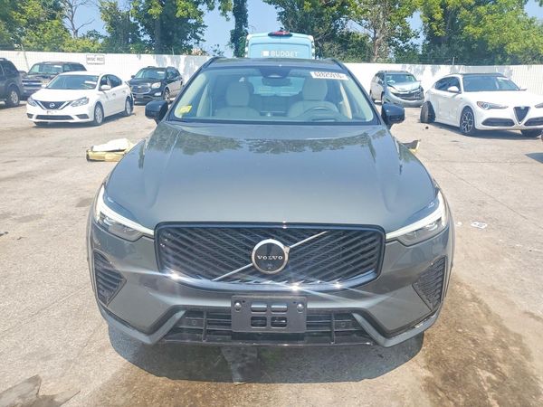 2026 VOLVO XC60