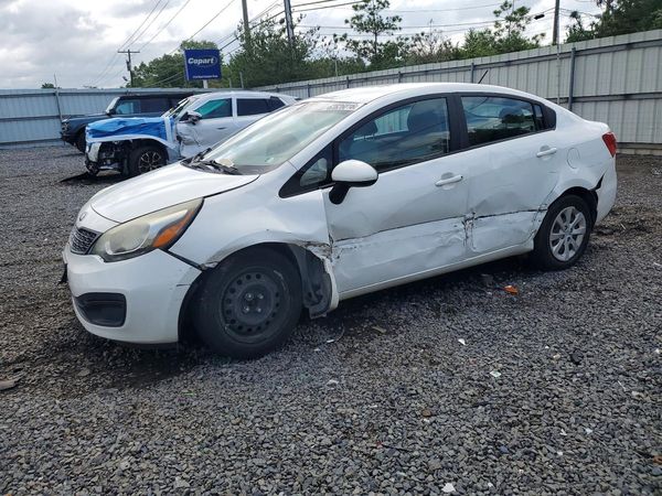 2015 KIA RIO GL - Middle-low