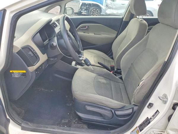 2015 KIA RIO GL - Middle-low