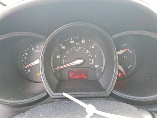 2015 KIA RIO GL - Middle-low
