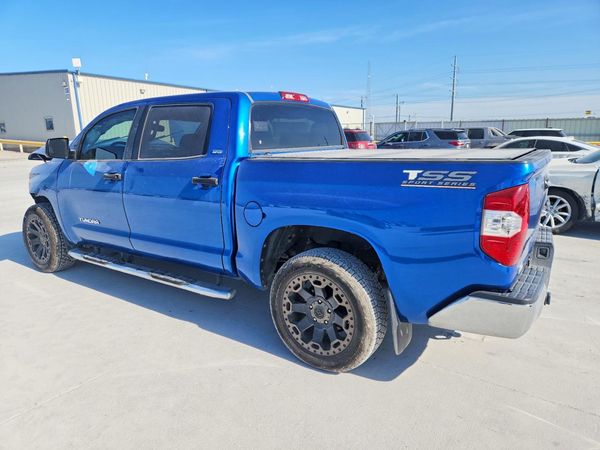 2017 TOYOTA TUNDRA SR5