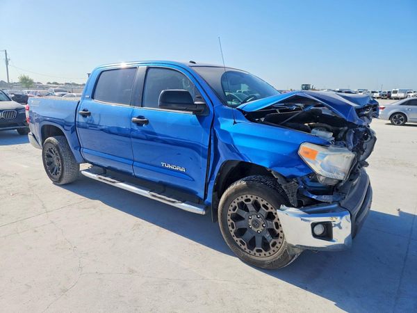 2017 TOYOTA TUNDRA SR5