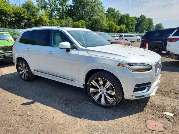 2023 VOLVO XC90 Ultimate Bright