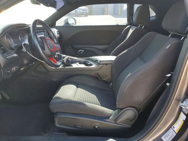 2017 DODGE CHALLENGER SXT