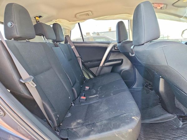 2018 TOYOTA RAV4 LE