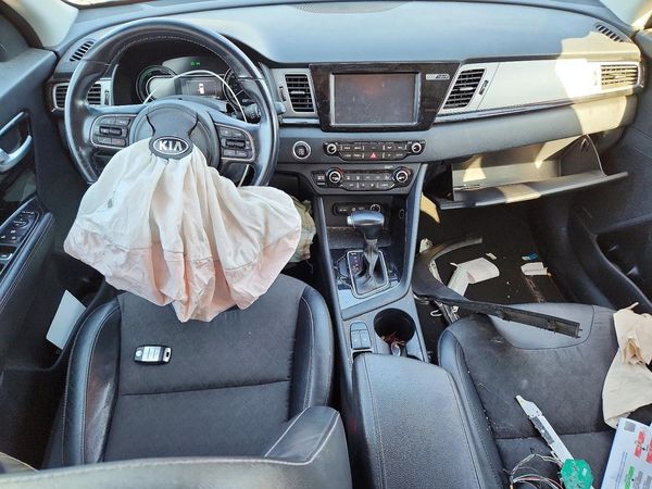 2019 KIA NIRO