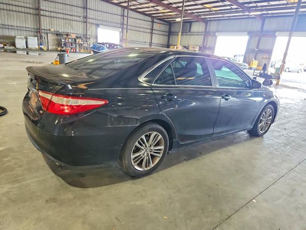 2017 TOYOTA CAMRY