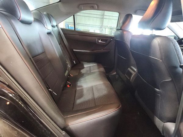 2017 TOYOTA CAMRY