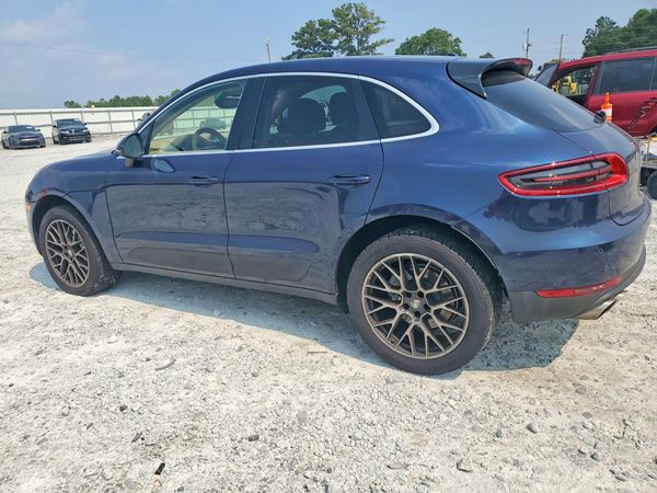 2015 PORSCHE MACAN