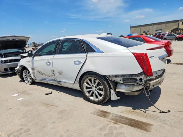 2016 CADILLAC XTS