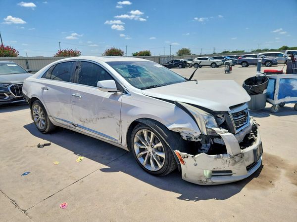 2016 CADILLAC XTS