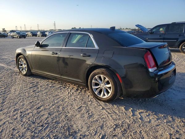 2016 CHRYSLER 300 Limited
