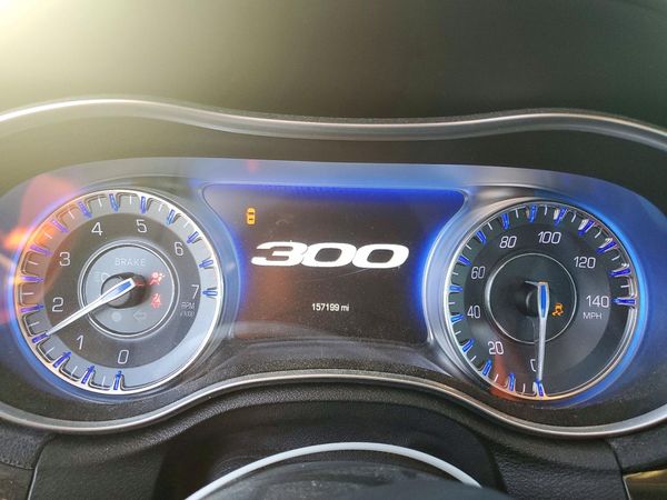 2016 CHRYSLER 300 Limited
