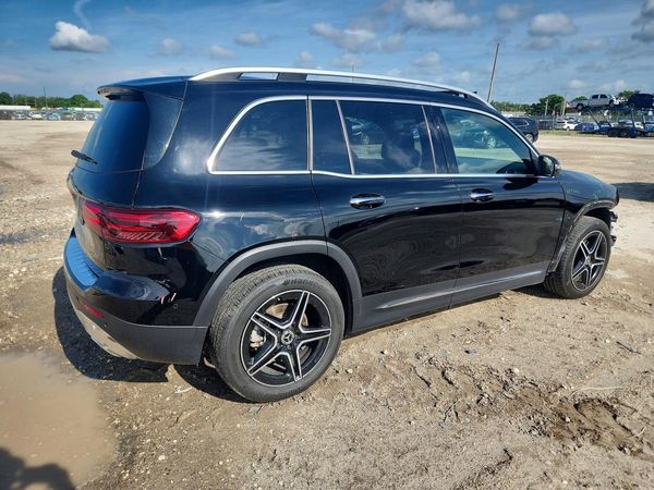 2024 MERCEDES-BENZ GLB GLB250