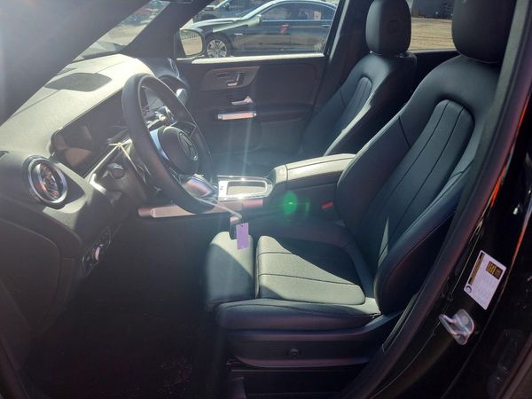 2024 MERCEDES-BENZ GLB GLB250