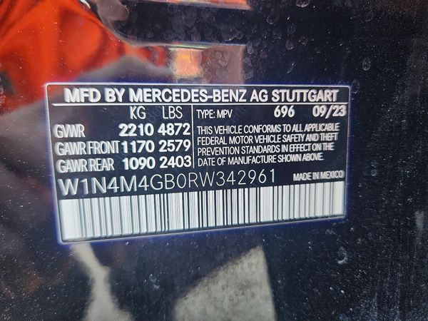 2024 MERCEDES-BENZ GLB GLB250